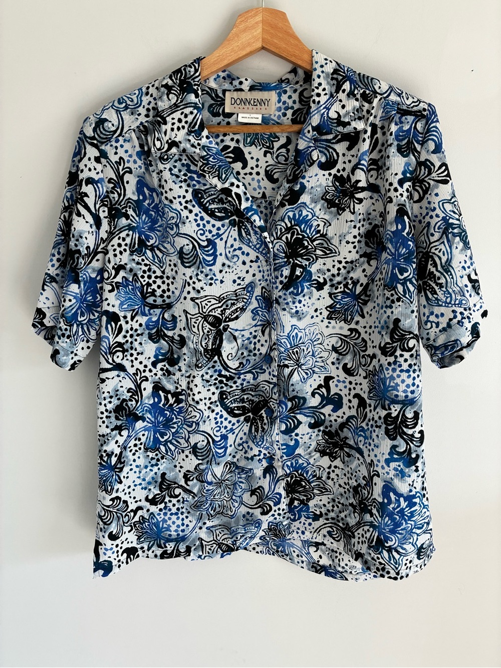 VTG Donnkenny Blouse Women’s L Blue Butterfly Button Collared Top Grandmacore